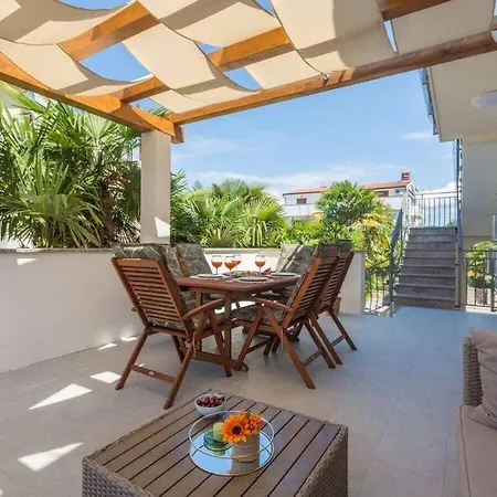 Premium Radovan Ferienhaus *